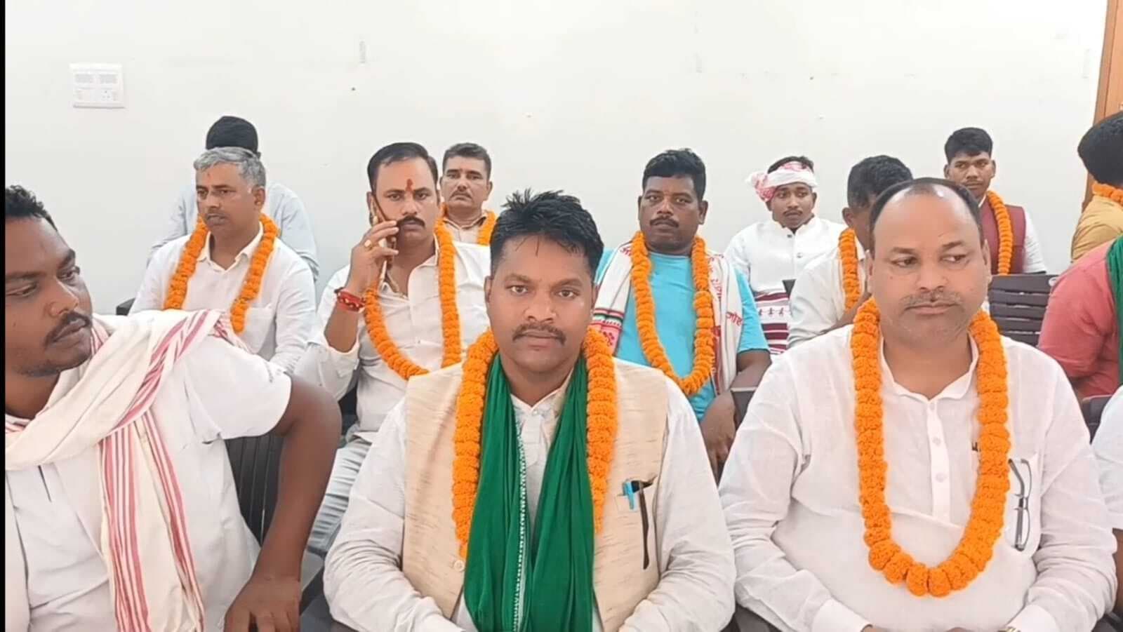 अध्यक्ष पद के उम्मीदवार जितेंद्र किंडो पहुुंचे जामताड़ा,  मांगा समर्थन