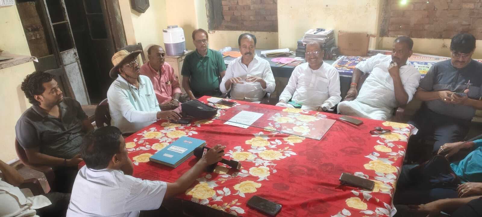 डॉक्टर्स डे पर छह चिकित्सकों होंगे सम्मानित