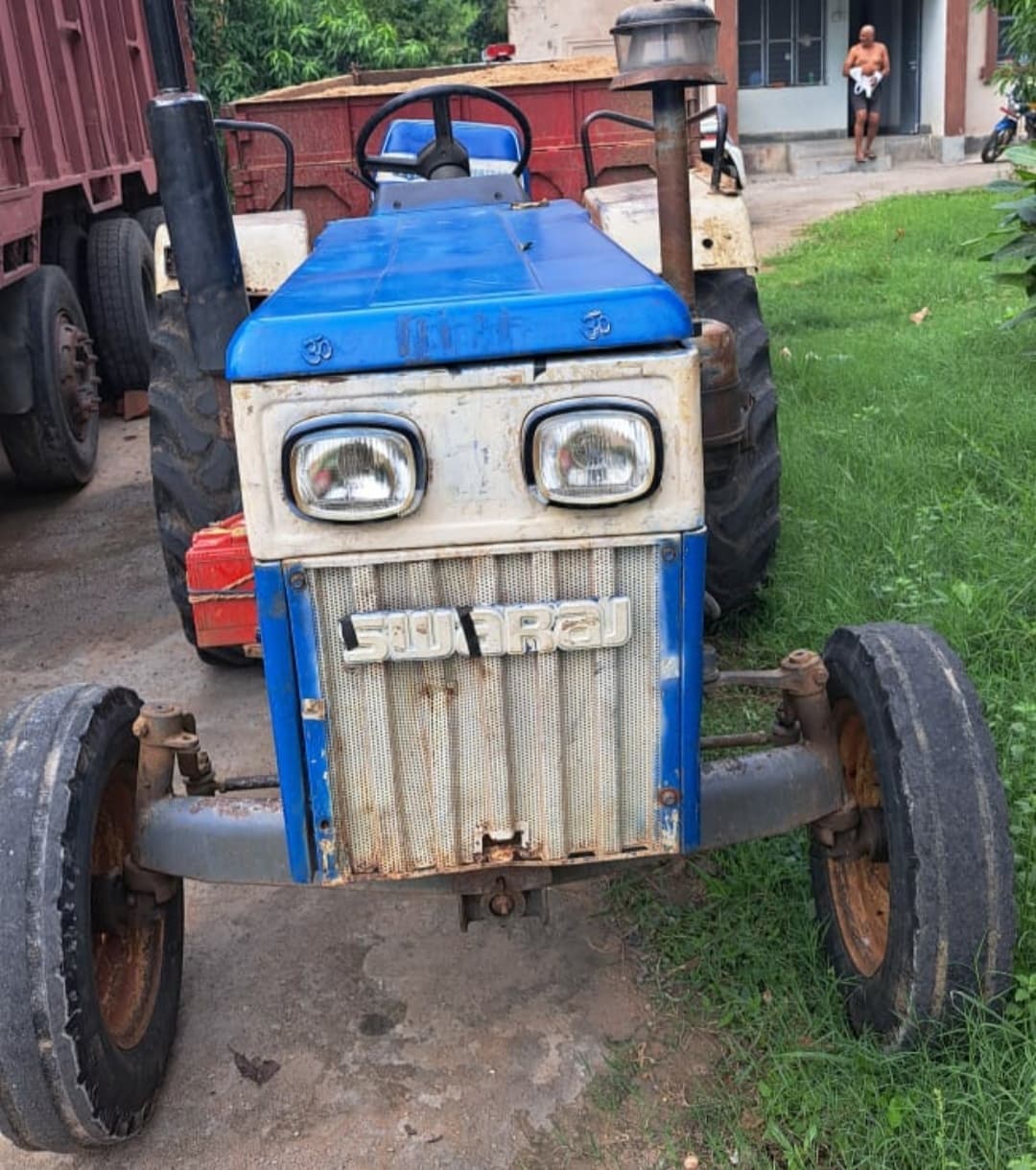 अवैध बालू लोड ट्रैक्टर जब्त