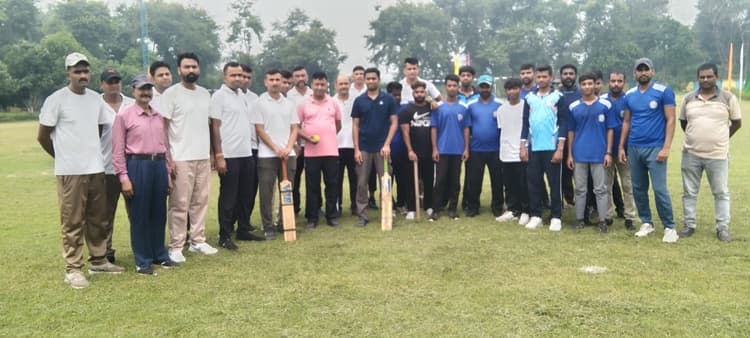 Bokaro News : उद्घाटन मैच में सीआइएसएफ की टीम विजयी