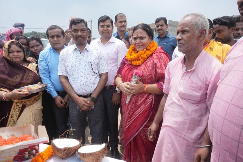 1.90 करोड़ की लागत से होने वाले निर्माण कार्यों का मंत्री ने किया शिलान्यास