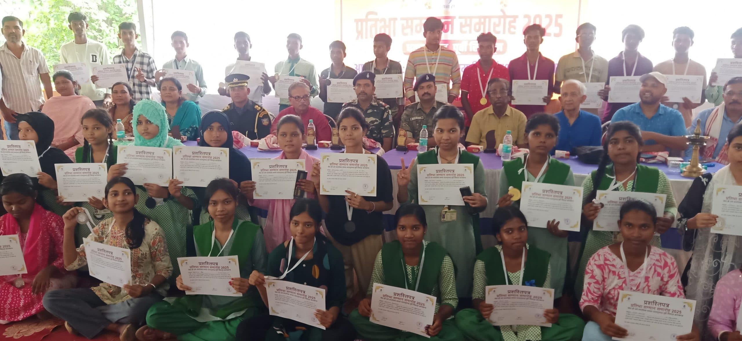 East Singhbhum News : सफलता में भी रखें संयम, मेहनत ही बनेगी असली पहचान : डॉ षाड़ंगी