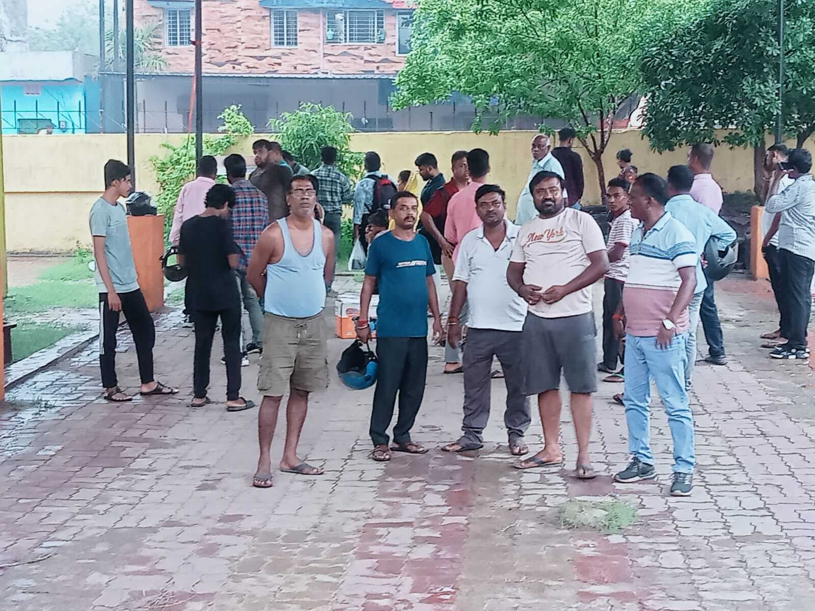 Dhanbad News: जल्द गोफ की भराई नहीं हुई, तो होगा आंदोलन