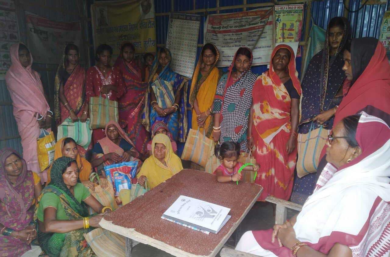 आंबा केंद्रों पर एफआरएस के माध्यम से मिल रहा पोषाहार