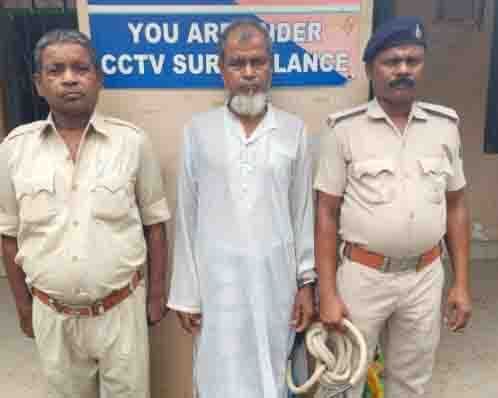 लंबित मामले में वर्षों से फरार वारंटी गिरफ्तार