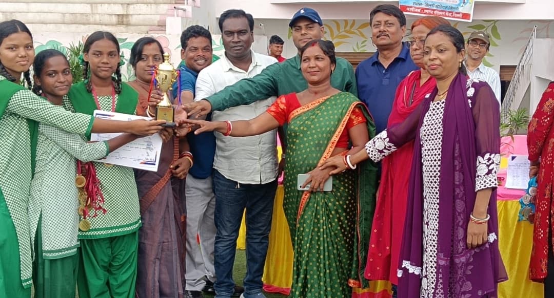 सिल्ली में प्रखंड सतरीय सुब्रतो कप फुटबॉल प्रतियोगिता संपन्न