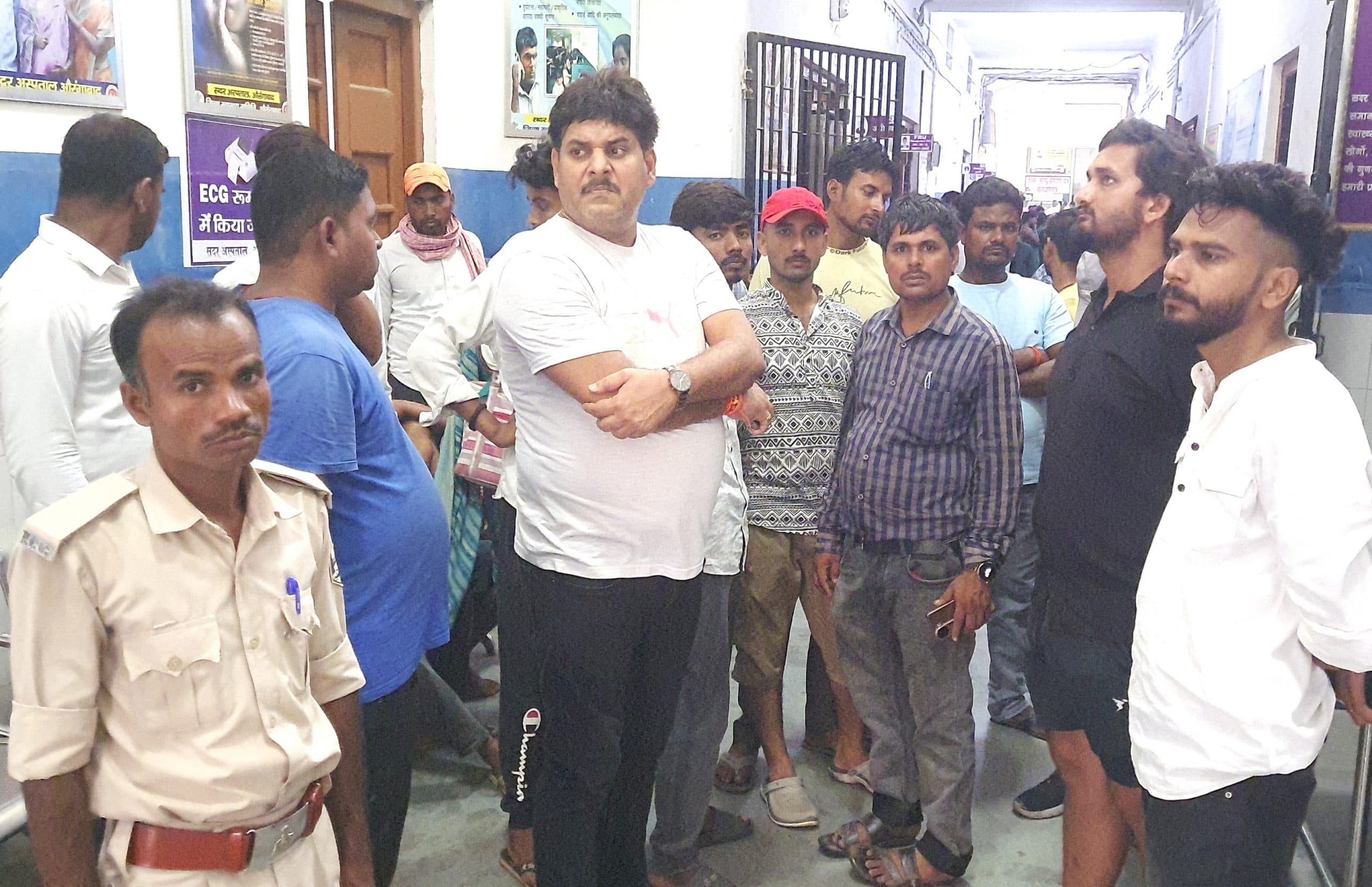 Aurangabad News : तेज रफ्तार वाहन ने बाइक सवार युवक को रौंदा, मौत