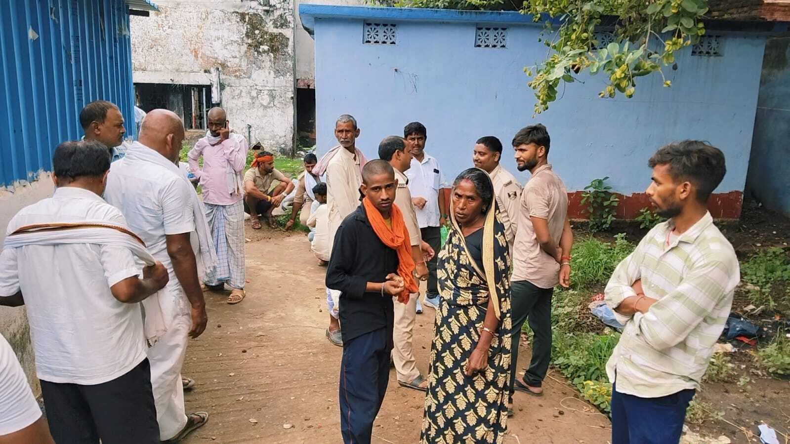 पत्नी और बच्चों से मिलने ससुराल जा रहे युवक की सड़क हादसे में मौत