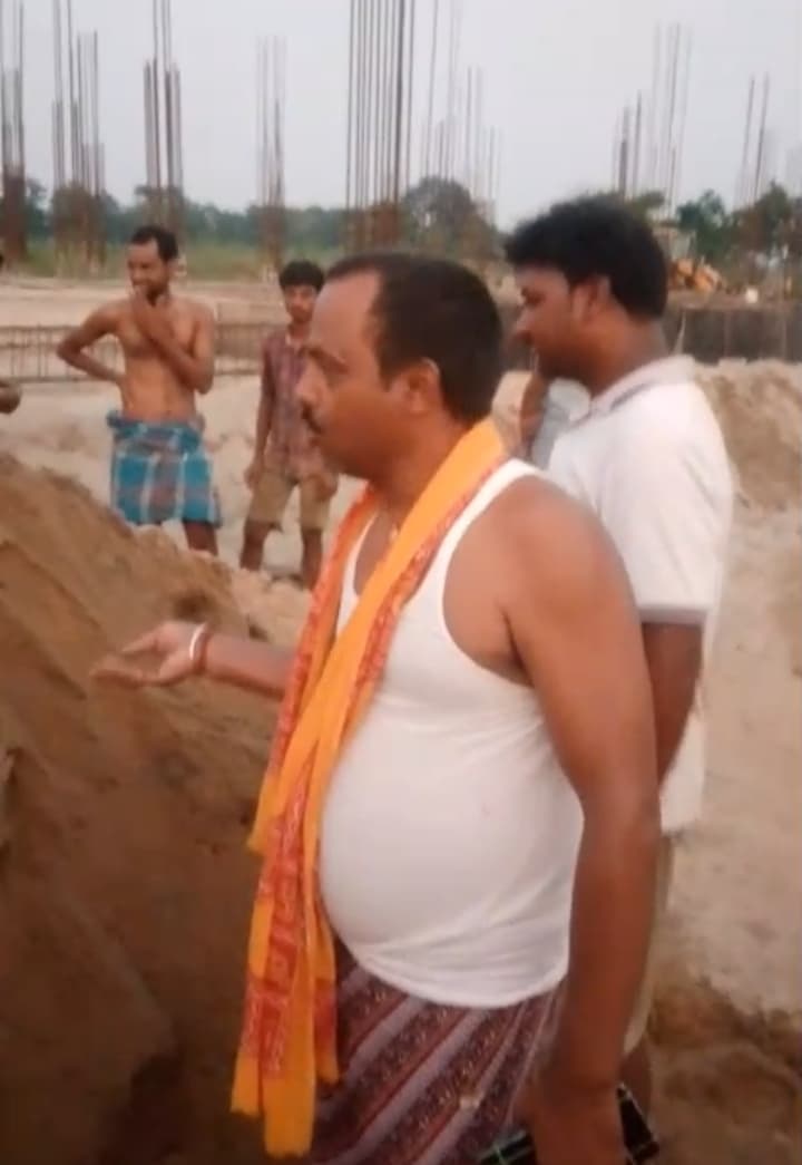 पंचायत सरकार भवन निर्माण में अनियमितता