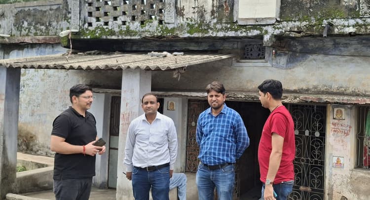 Jharkhand News : रामगढ़ में अवैध वसूली मामले में सीसीएल अफसर, कर्मी, कोयला लिफ्टर समेत आठ ठिकानों पर सीबीआइ का छापा