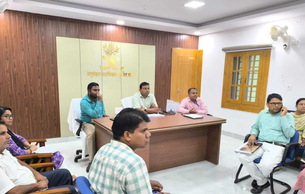 विधानसभा चुनाव को लेकर तैयारी शुरू, निर्वाचक निबंधन अधिकारियों की हुई अहम बैठक