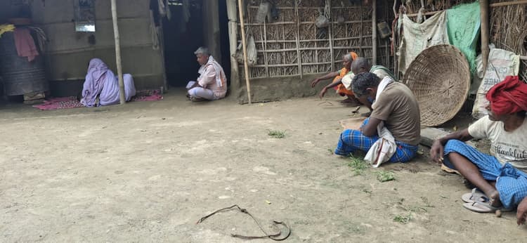 सर्प दंश से मृत बालक को जिंदा करने के लिए तांत्रिक ने किया दावा