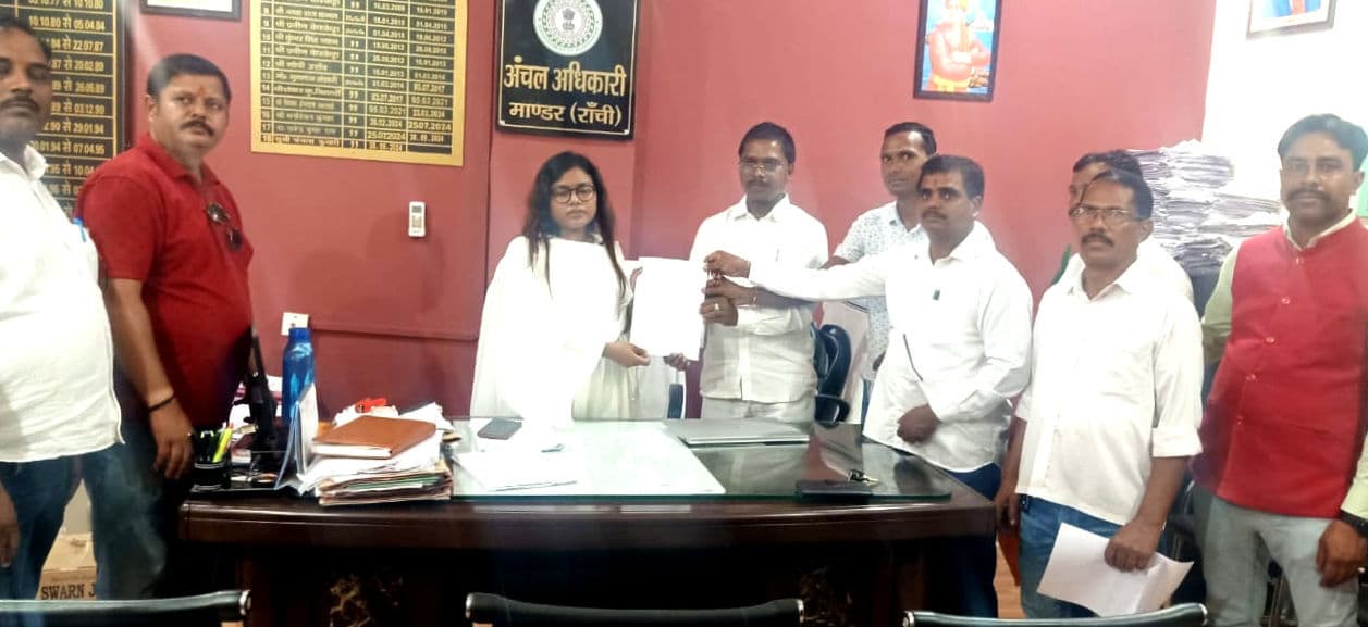 मांडर-चान्हो में भाजपा का आक्रोश प्रदर्शन