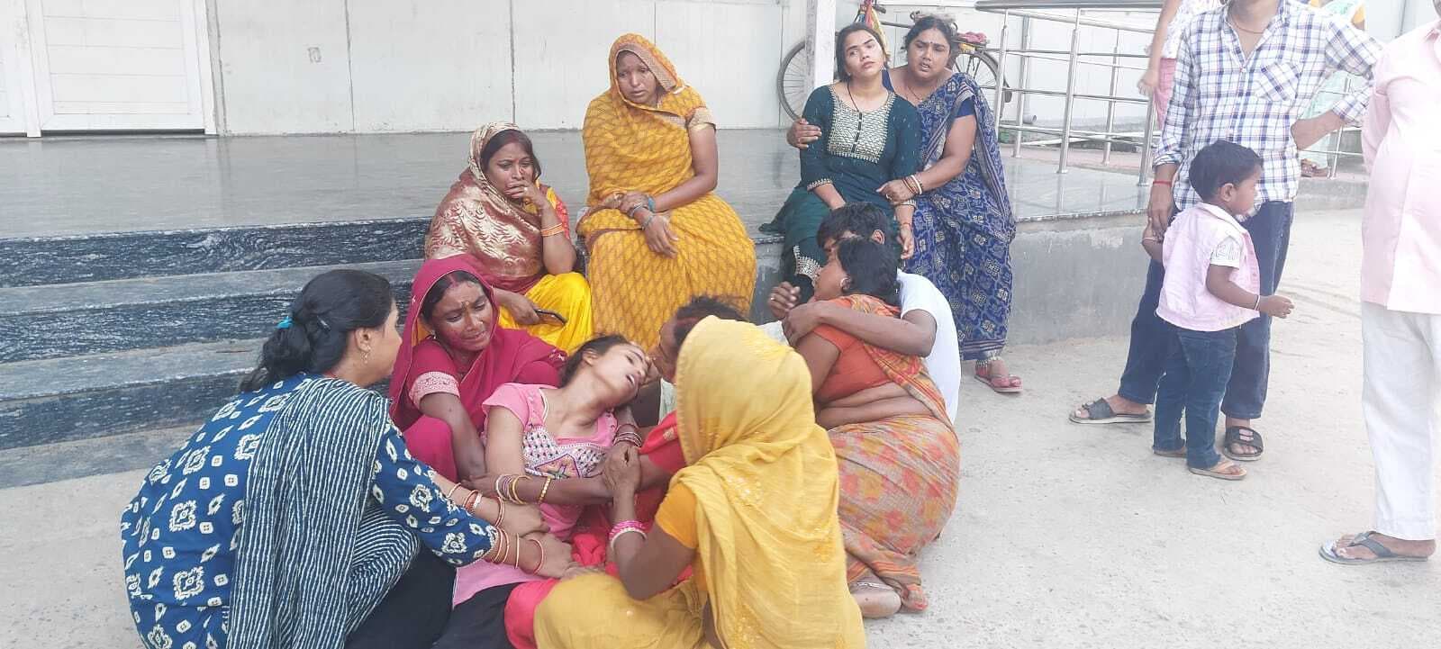 कलश विसर्जन के दौरान पोखर में डूबने से अधेड़ की मौत