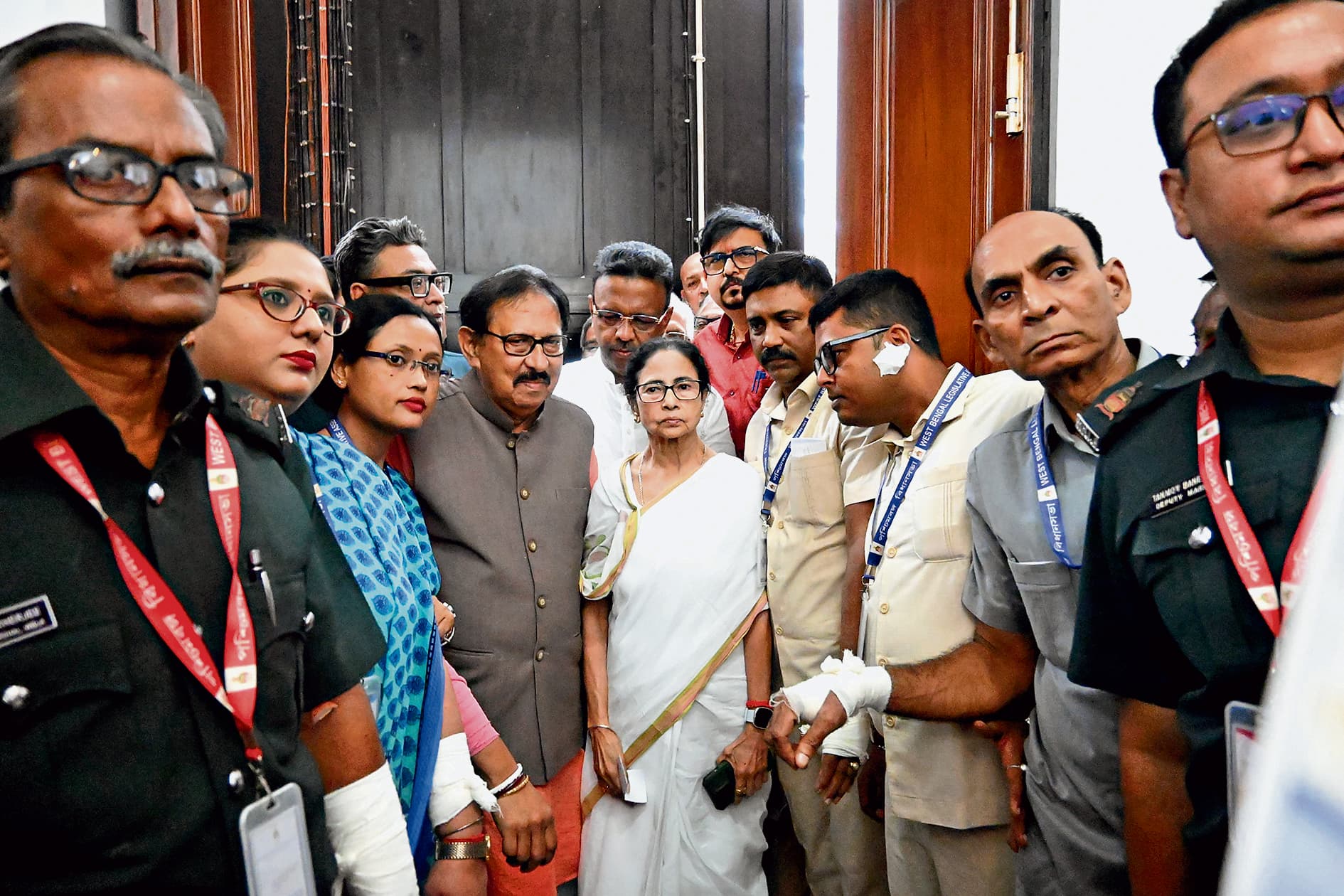 भाजपा शासित राज्यों में बांग्लाभाषी लोगों को किया जा रहा प्रताड़ित: सीएम