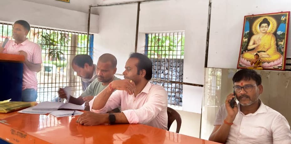 मांगों को लेकर ग्रामीण आवास कर्मी संघ का हड़ताल जारी