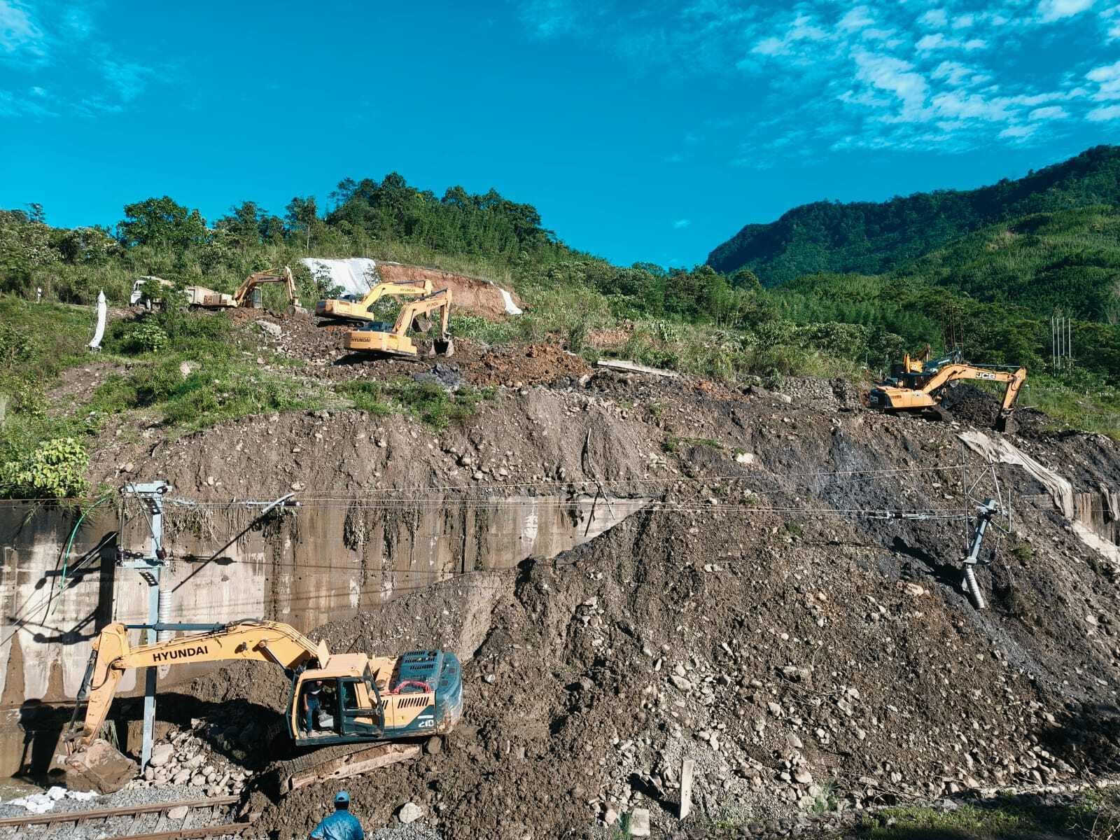 लामडिंग-बदरपुर रेल कनेक्टिविटी भूस्खलन से टूटा, कुछ ट्रेनें की गईं रद्द तो कुछ रहीं आंशिक रद्द