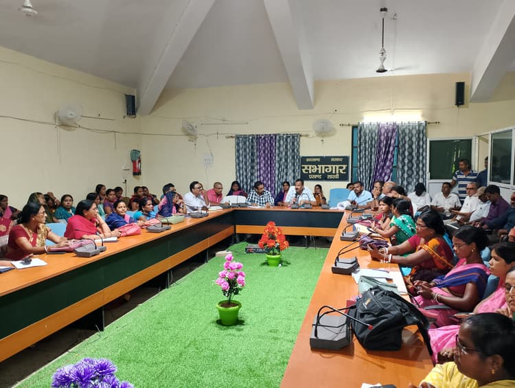 28 जून तक हर हाल में पूरा करें नजरी नक्शा का काम: कोषांग प्रभारी