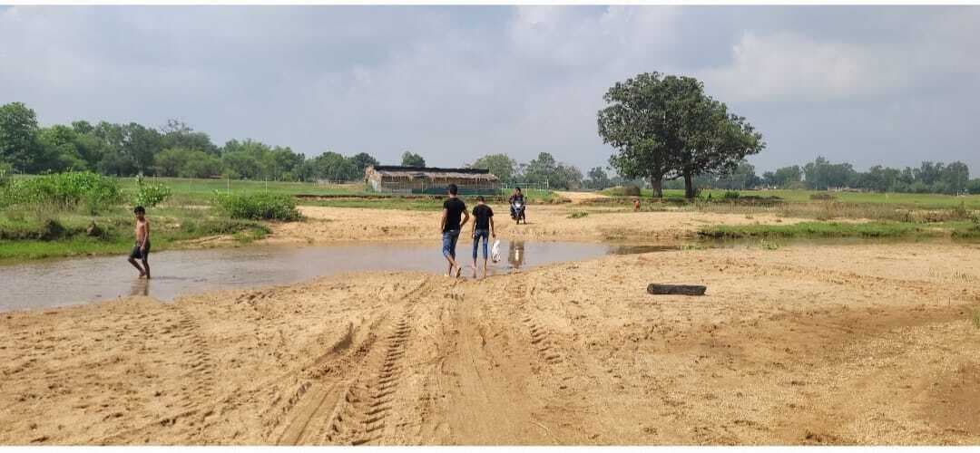 पुल एक, श्रेय लेने वाले अनेक