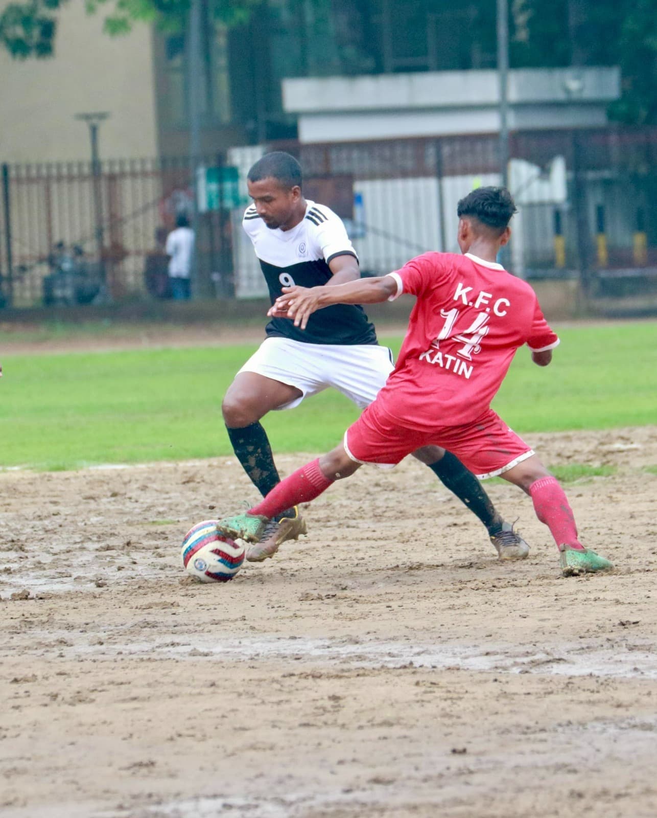 jsa A division football league :  मोहम्मडन स्पोर्टिंग व हांसदा स्टार की टीम जीती