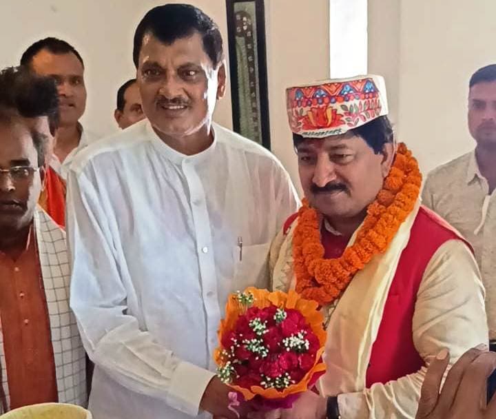 Madhubani News : संस्कृत शिक्षा बोर्ड के अध्यक्ष का स्वागत