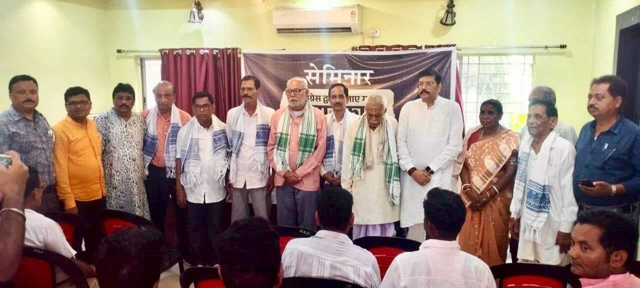 East Singhbhum News :50 वर्षों में कांग्रेस पार्टी में चेहरे बदल गये, लेकिन चरित्र व सोच आज भी वैसी : मेनका