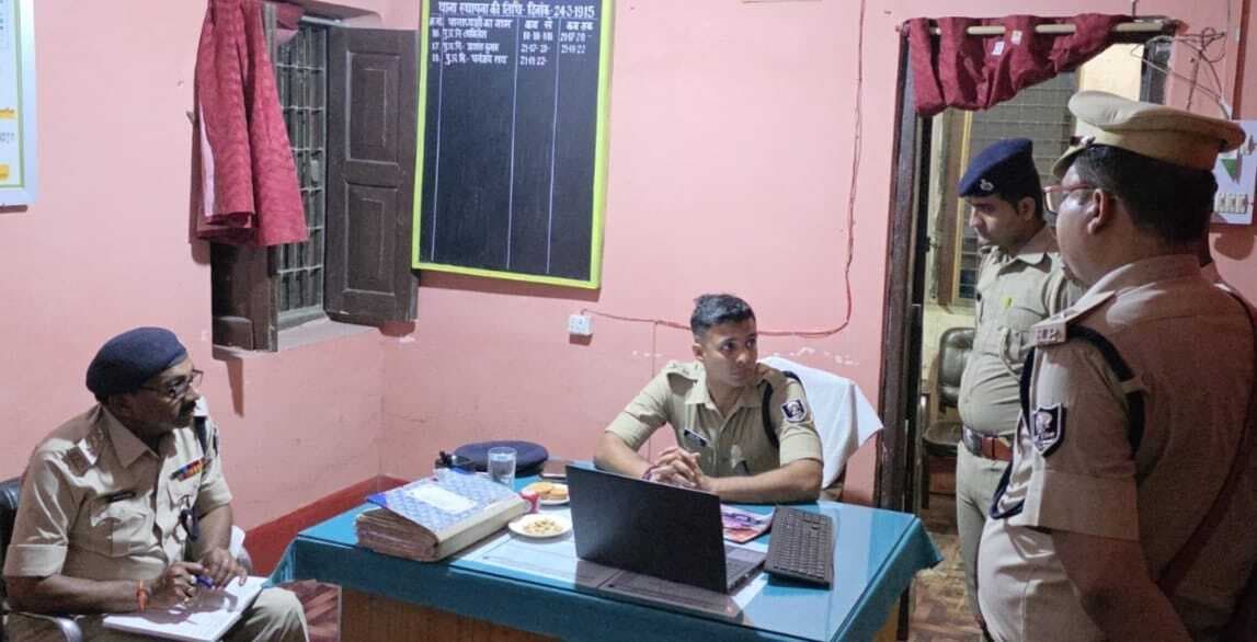 गंडक नदी के तटवर्ती क्षेत्रों में  सर्च अभियान चलाने का एसपी ने दिया आदेश