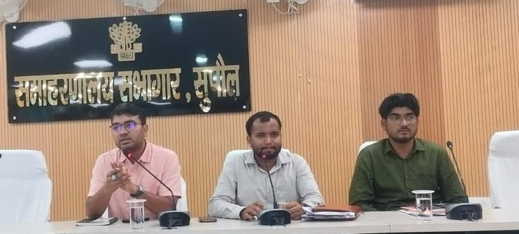 एपीकॉलेक्ट 05 ऐप पर डेटा अपलोड की दी गयी जिम्मेदारी, अधिकारियों को मिला प्रशिक्षण