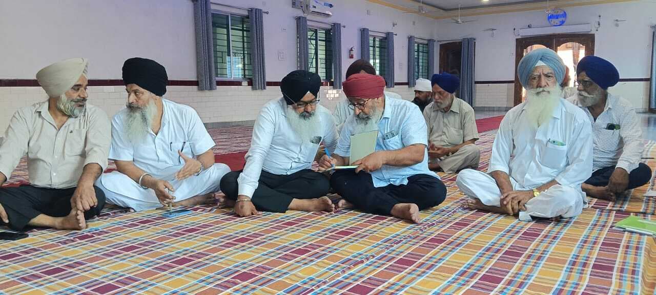 Jamshedpur news.जेम्को गुरुद्वारा के प्रधान को पूर्व प्रधान जगदीश सिंह जग्गा ने नहीं दिया चार्ज