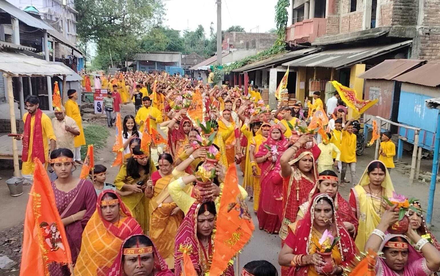 शिव मंदिर में शिवलिंग की प्राण प्रतिष्ठा आज, निकाली गई भव्य कलश यात्रा