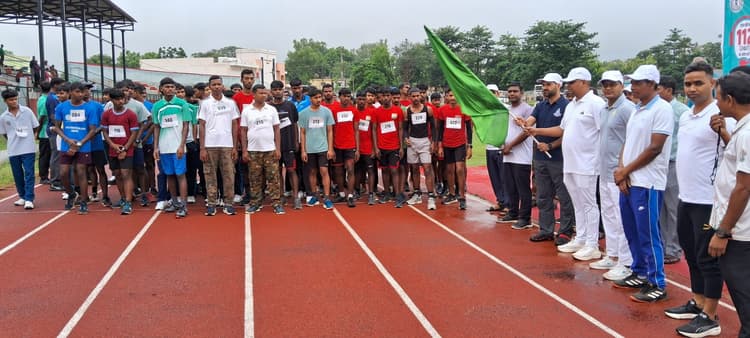 नशा मुक्ति को लेकर मैराथन दौड़