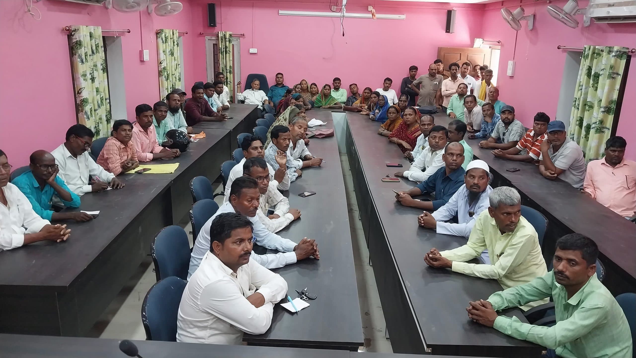 गंभीरता व पारदर्शिता के साथ सर्वेक्षण कार्य करें