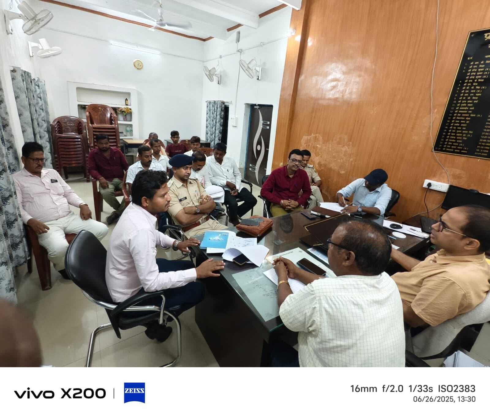 बाढ़ के दौरान बरतें सतर्कता : बीडीओ