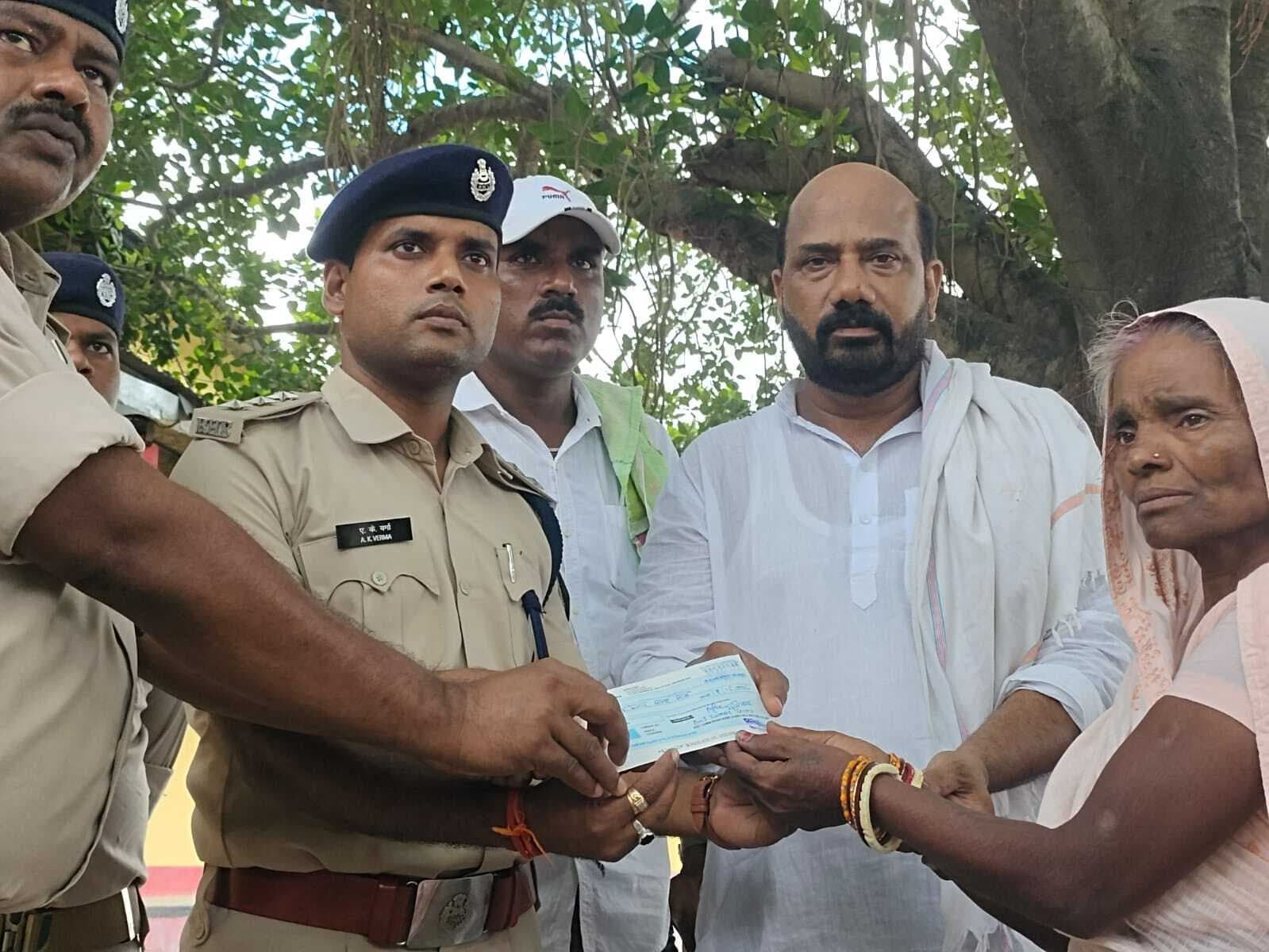 जोकीहाट रजिस्ट्री ऑफिस में गृहरक्षक की मौत