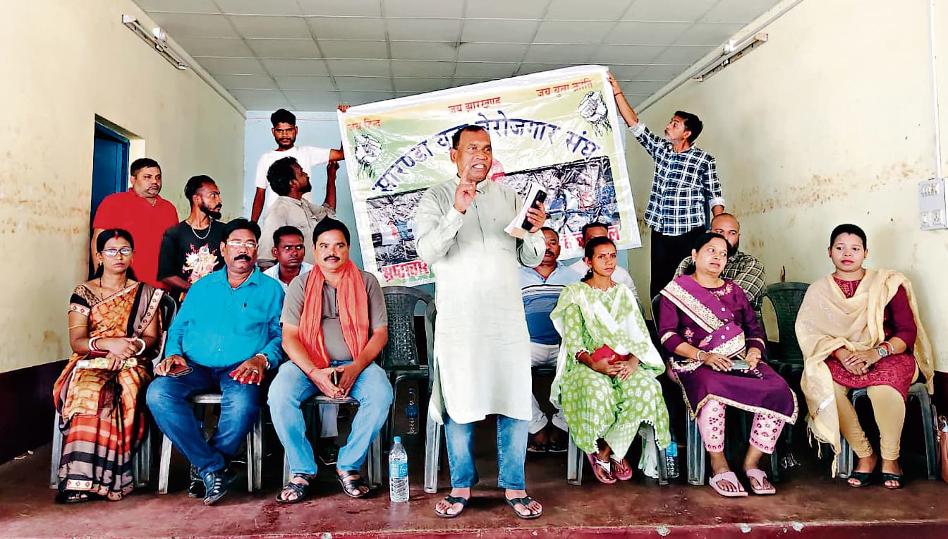 Chaibasa News :  गुवा खदान प्रबंधन ने धोखा दिया, एक जुलाई से चक्का जाम : मधु कोड़ा