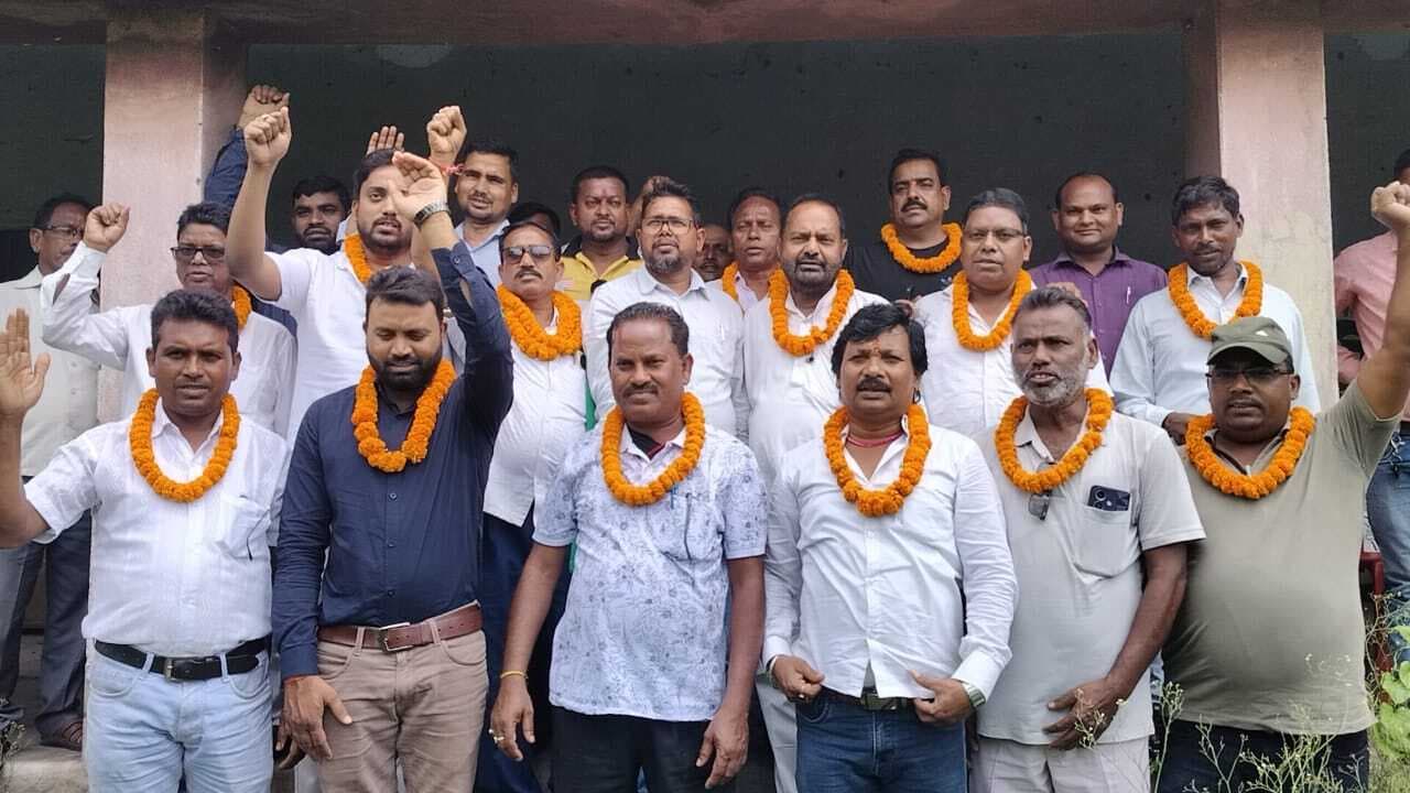 Giridih News: झाकोमयू का क्षेत्रीय अध्यक्ष बने हरगौरी, तेजलाल सचिव