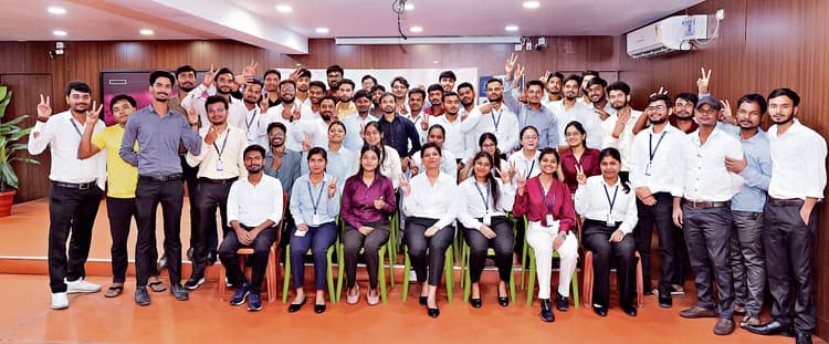 Chaibasa News : चाईबासा इंजीनियरिंग कॉलेज के 153 को मिला ऑफर लेटर