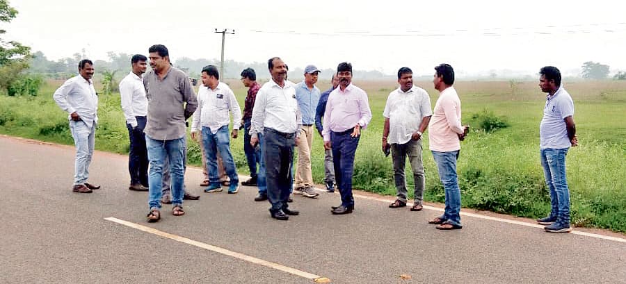 Chaibasa News : एनएच-20 बायपास सड़क निर्माण के लिए सर्वे शुरू