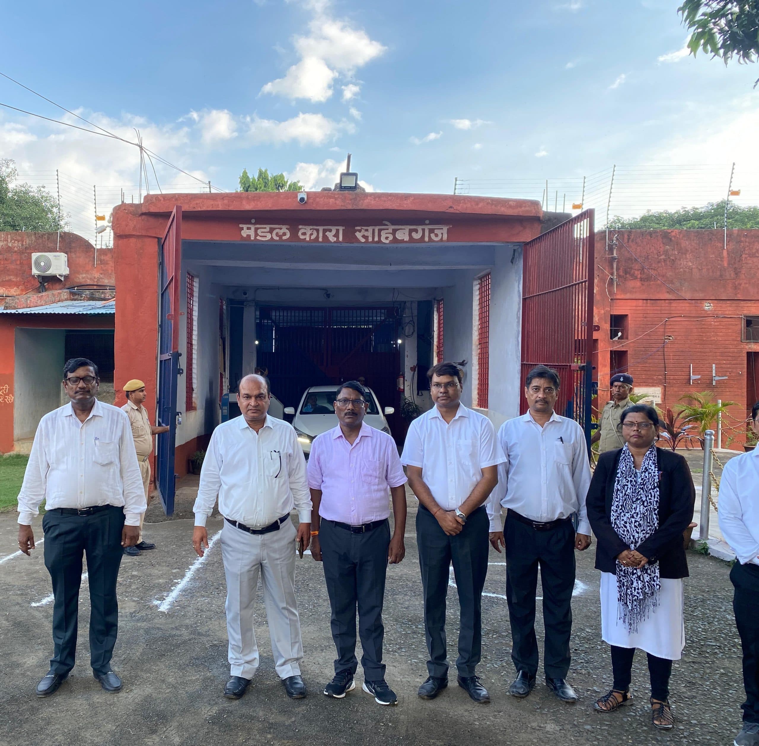 बंदियों को करें जागरूक, ताकि जेल से बाहर निकलने के बाद जी सकें सामान्य जीवन