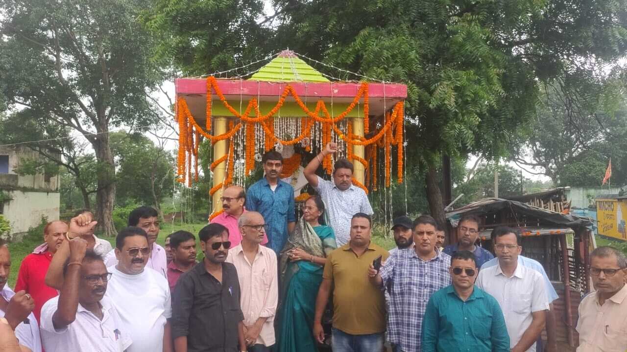 पूर्व विधायक स्व विष्णु प्रसाद भैया की मनायी गयी जयंती