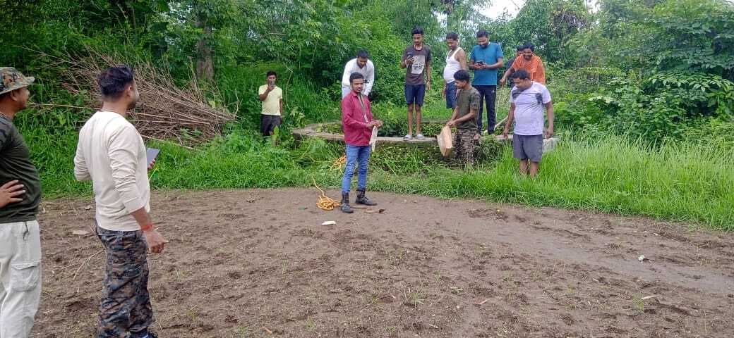 कुए में गिरे गेहूंअन सांप का हुआ रेस्क्यू