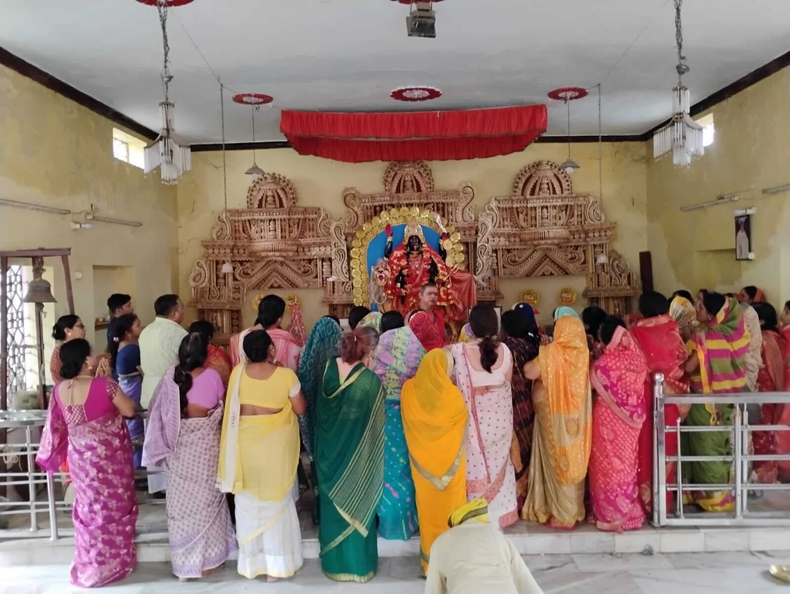 खूंटी में धूमधाम से की गयी मां विपत्तारिणी पूजा