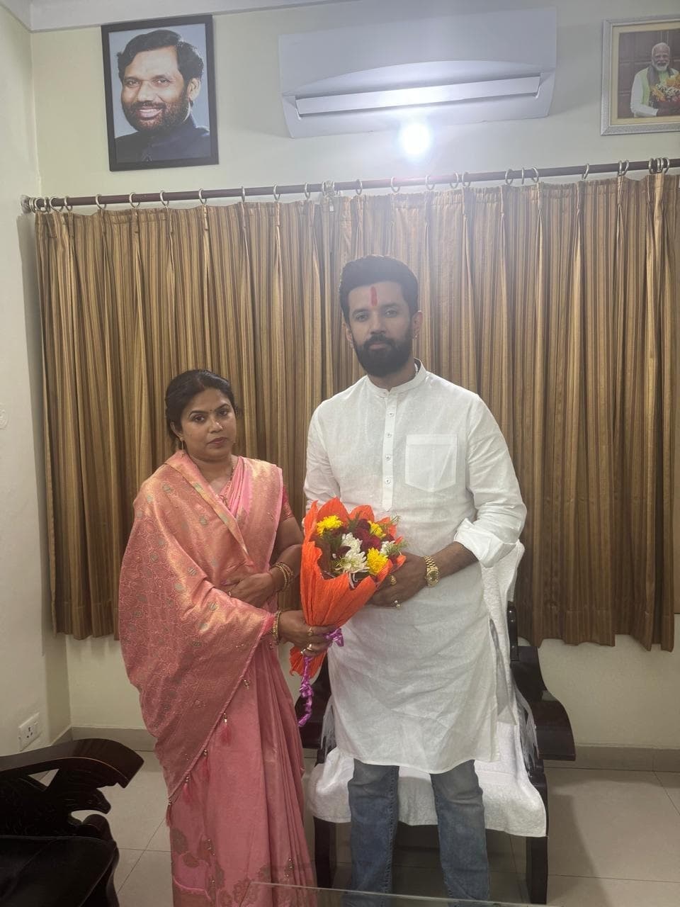 Sitamarhi : मुखिया अनुराधा कुमारी बनीं लोजपा रा. की प्रदेश उपाध्यक्ष