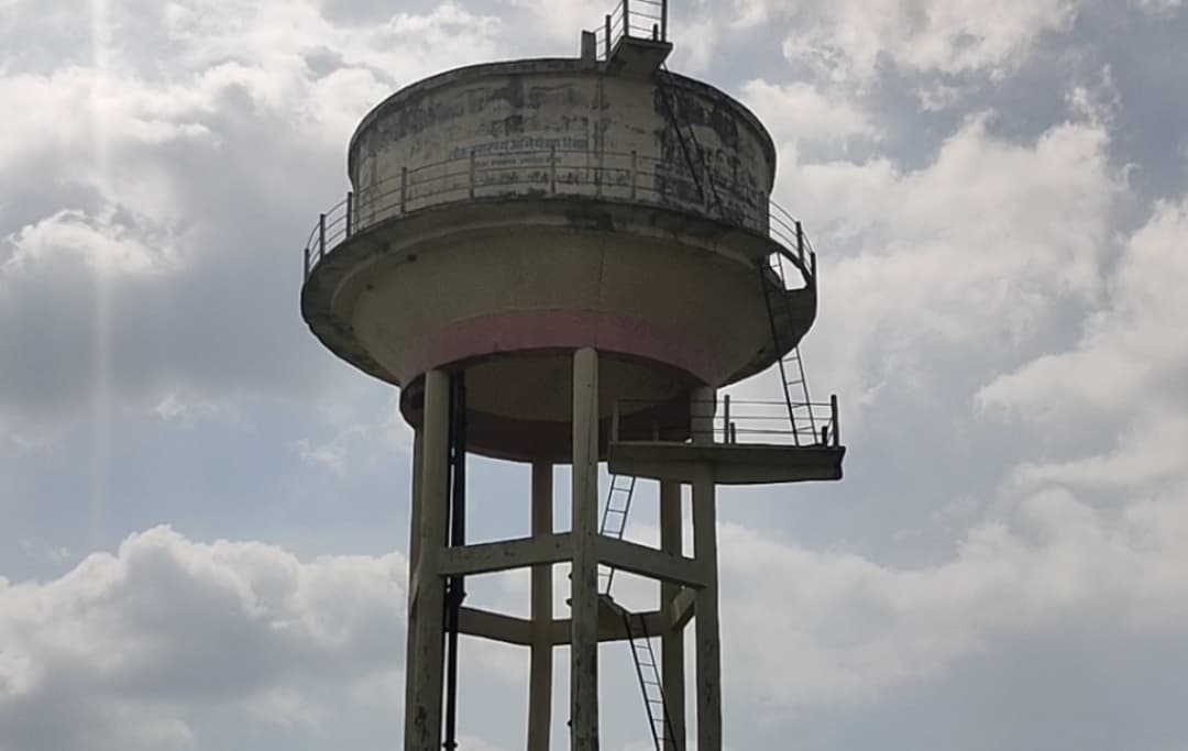 तीन दिनों से ठप है पेयजलापूर्ति, पानी के लिए मच रहा हाहाकार