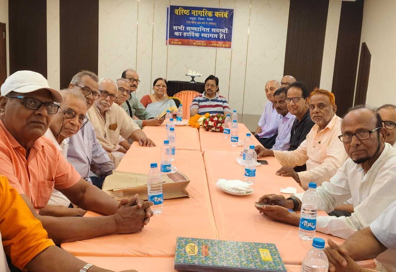 बुजुर्गों के लिए गरिमा भरे जीवन को सुनिश्चित करें : विधायक