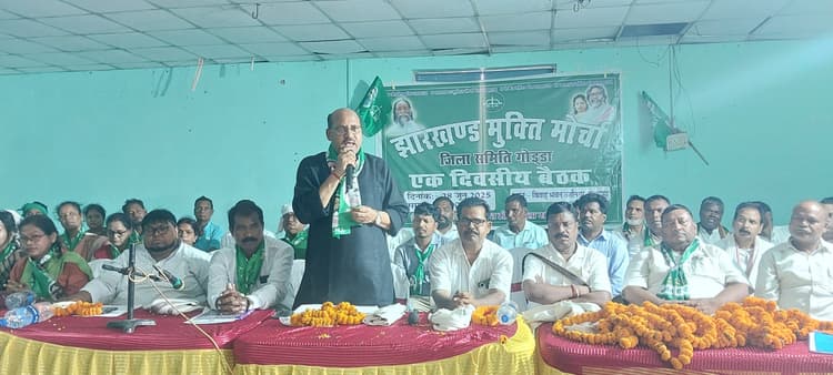 दिशोम गुरु जल्द स्वस्थ होने की कार्यकर्ताओं ने की कामना