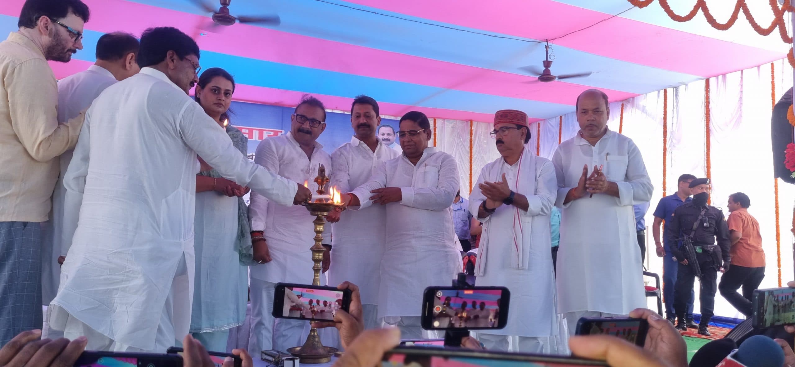 राज्य में न्याय के साथ विकास की नीति को पूरी मजबूती से लागू की गयी