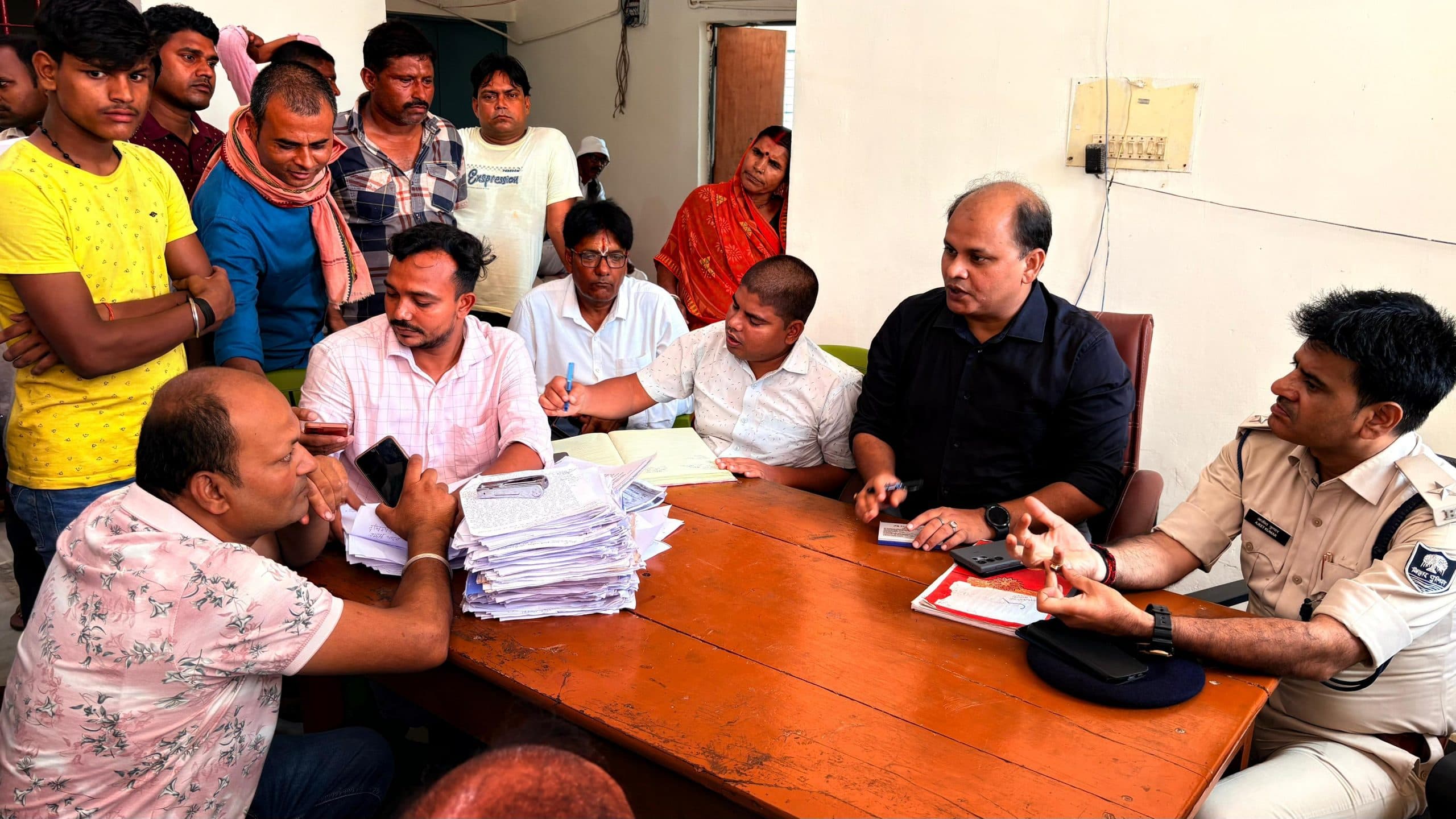 आधे दर्जन से अधिक मामलों का हुआ निष्पादन