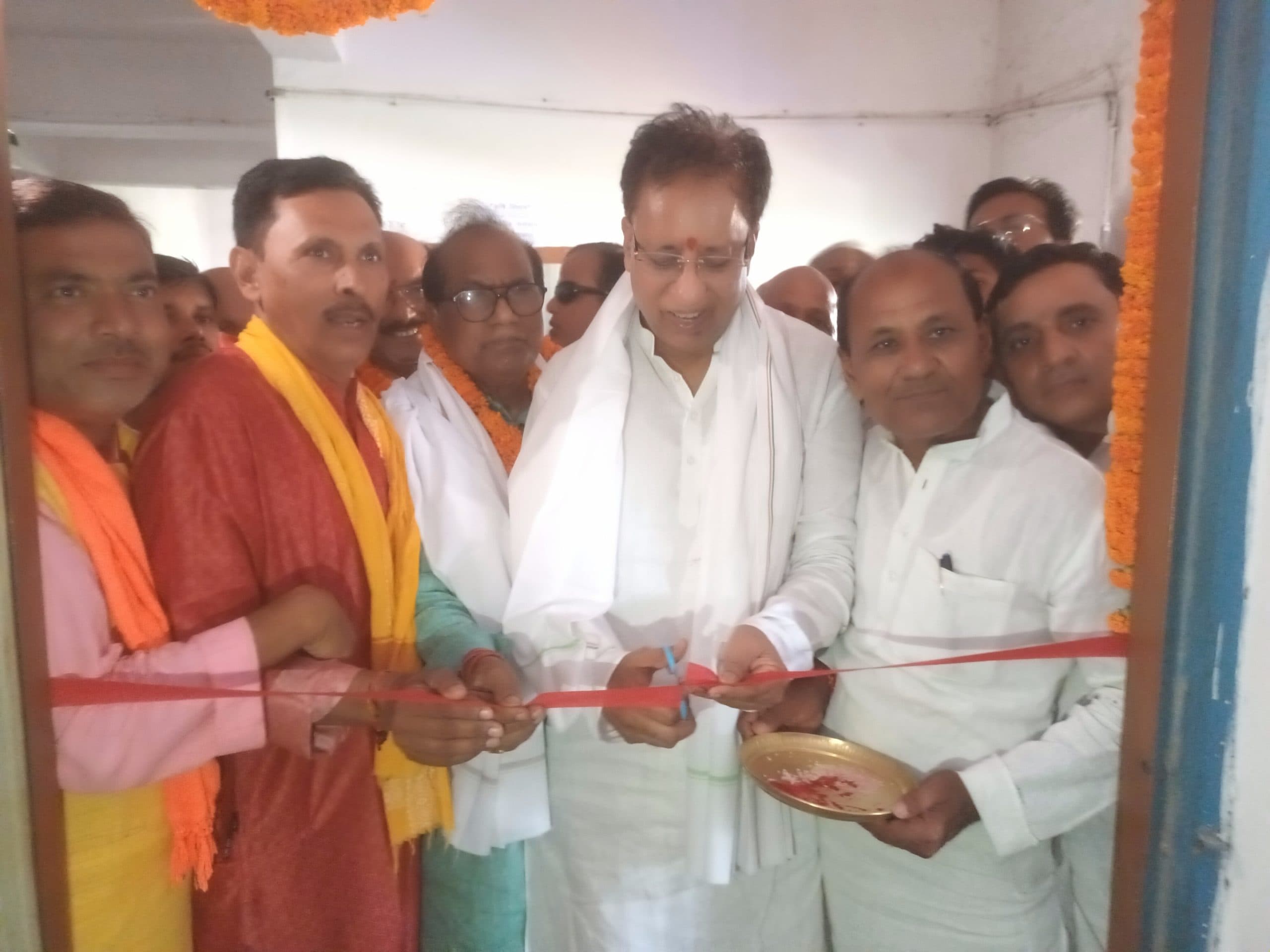 Motihari: सांसद ने किया बीस सूत्री कार्यालय का उद्घाटन