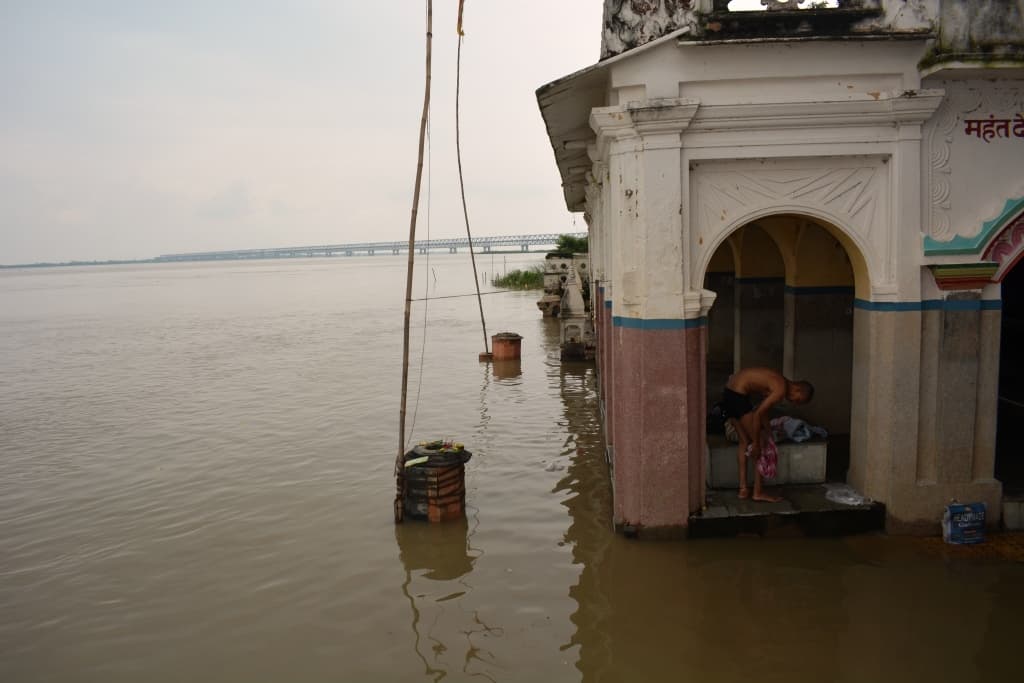 एक जुलाई से खतरनाक घाटों पर होगी गोताखोरों की तैनाती